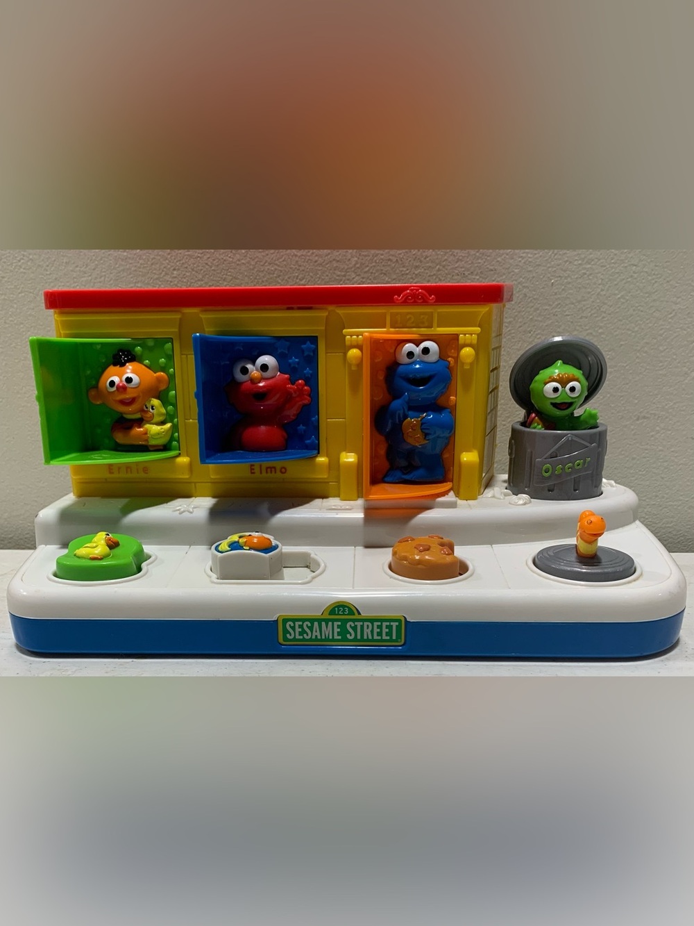 Vintage 2004 Mattel Sesame Street Singing Pop-Up Pals in gently used condition